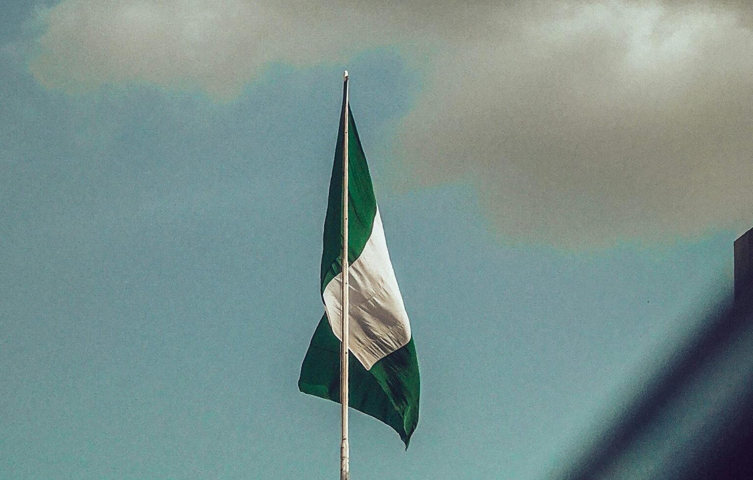 abdulsamad rabo azlaa87wmi0 unsplash